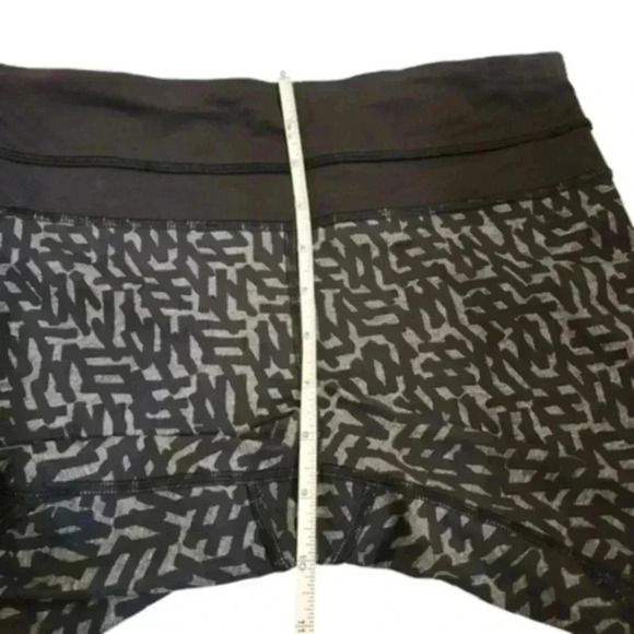 Lululemon Run Inspire Crop II Full-On Luxtreme Block-It  Pocket Net Pop 6/15 6 - Picture 12 of 13